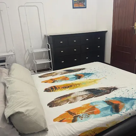 Renfe-alsa Y Clinicas Apartment *