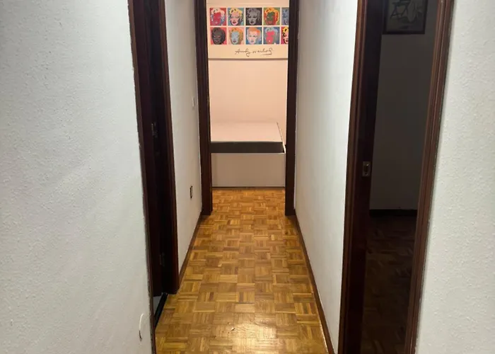 Renfe-alsa Y Clinicas Apartament *