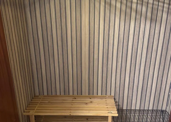 Renfe-alsa Y Clinicas Apartament